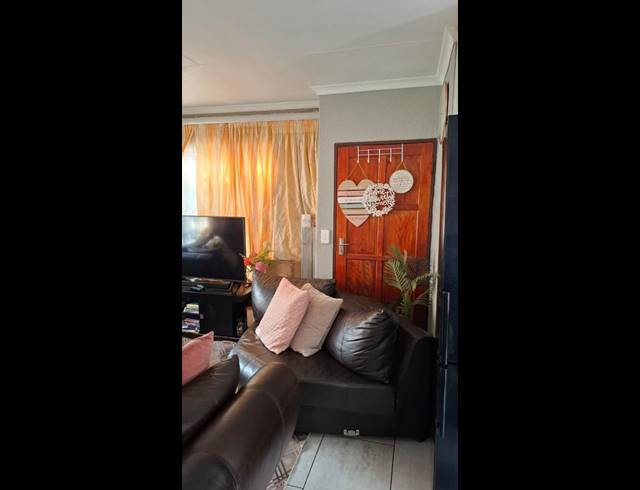 3 BEDROOM HOUSE FOR SALE IN SOSHANGUVE VV